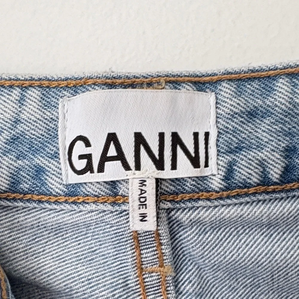 Ganni Classic Blue Denim Jeans - Picture 2 of 8